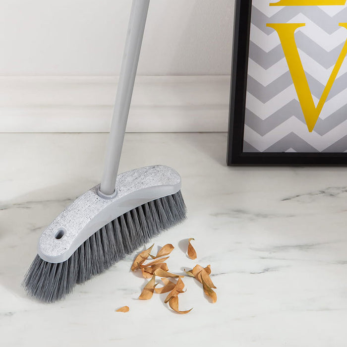 BRUSH WITH HANDLE 120CM LOFT YORK