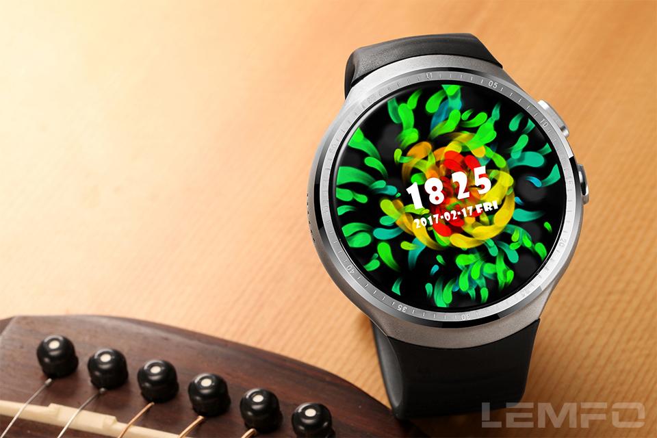 A smart watch camera LEMFO LES1 Android 5.1 MTK6580 1GB + 16GB