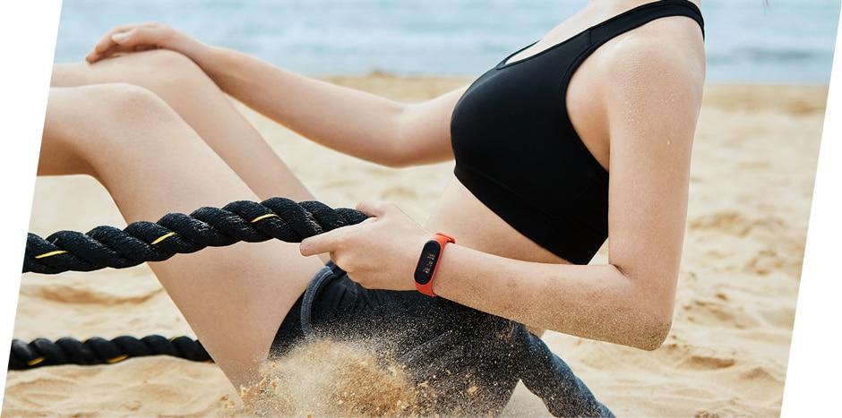 Xiaomi Mi Band 4 Smart Band, Color AMOLED Display, Fitness Tracker, Bluetooth 5.0, Water Resistant